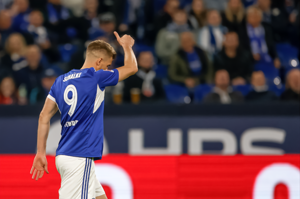 雷火电竞网址-里昂客场大胜，取得王者之席的简单介绍