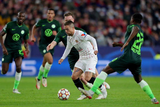 包含塞维利亚主场胜拉科，积分榜上升的词条