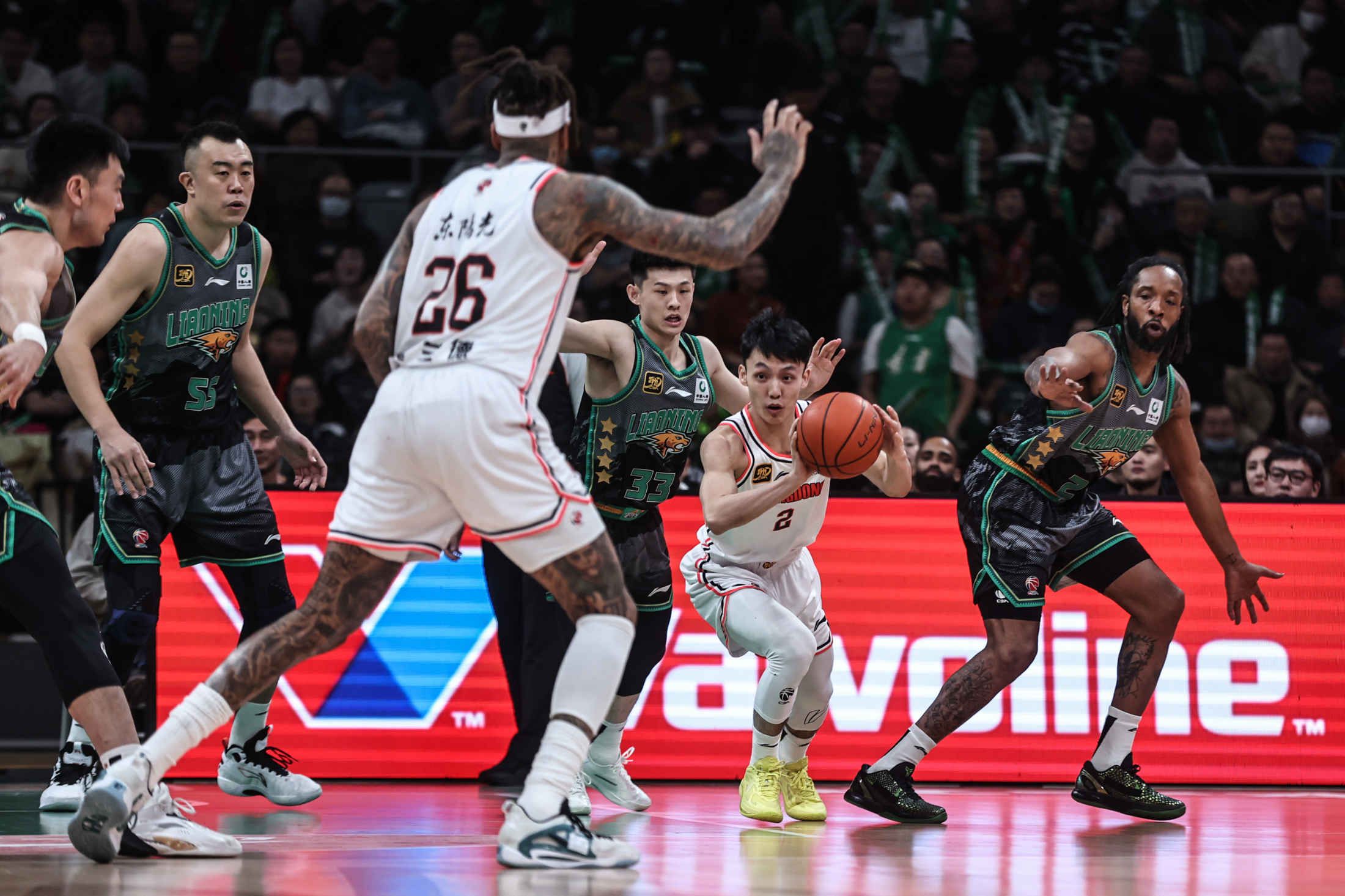 雷火电竞主播-比赛即将开始，球员备战气势如虹