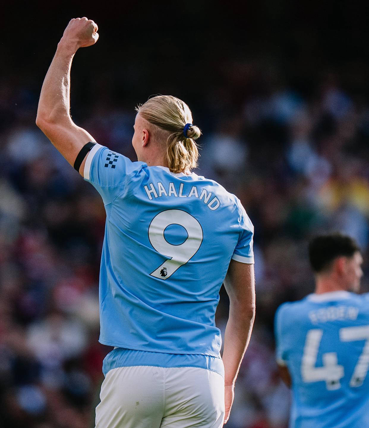 包含切尔西轻取阿森纳，马丁内利点燃赛场的词条