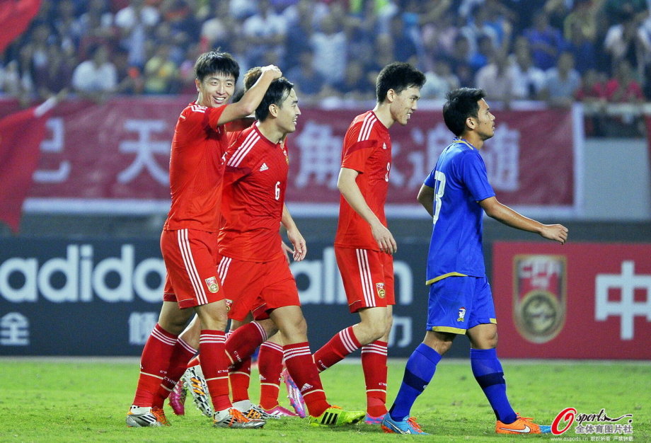 泰国队完胜韩国队，郑思维关键制胜