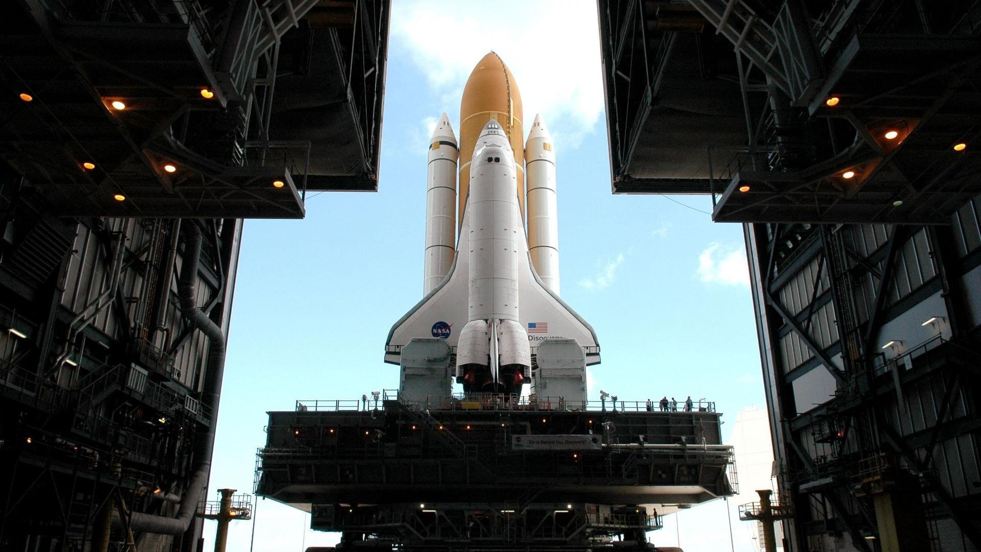 雷火电竞亚洲先驱-时空错位的制胜一击，当伦纳德空降山西对阵活塞的奇幻之战