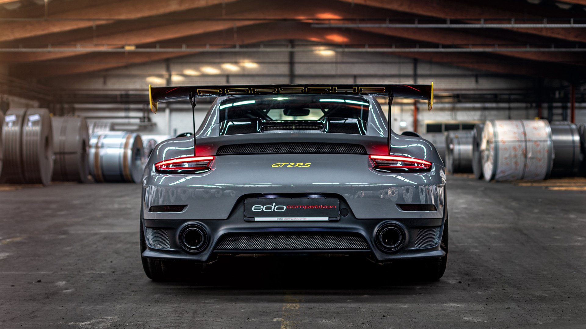 证明与险胜，绿茵场的两种答案