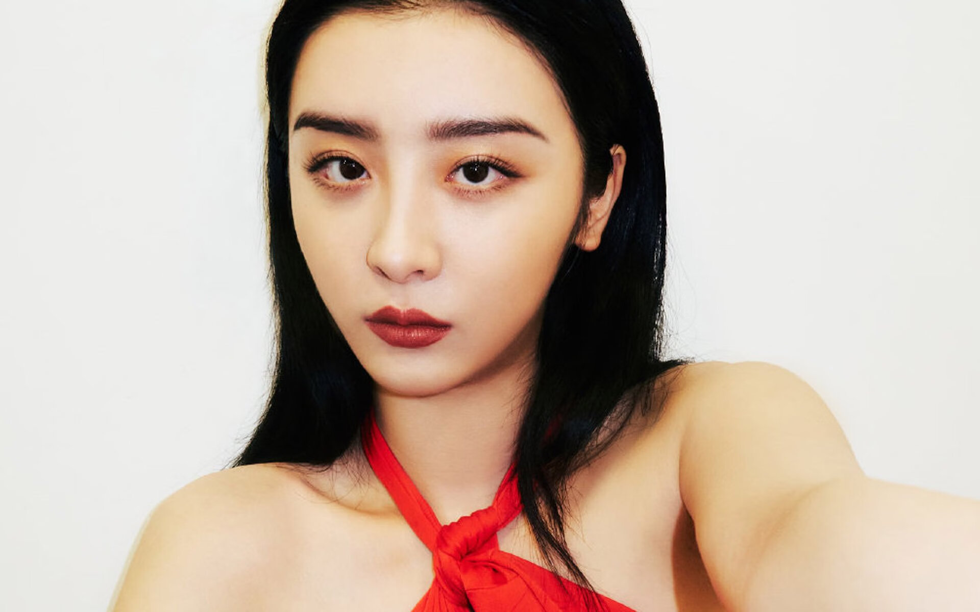 奥运周期关键战之夜，萨内化身防守锁链，唯一性胜利铸就晋级之路